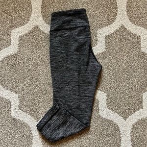 Old Navy Active Cropped Leggings